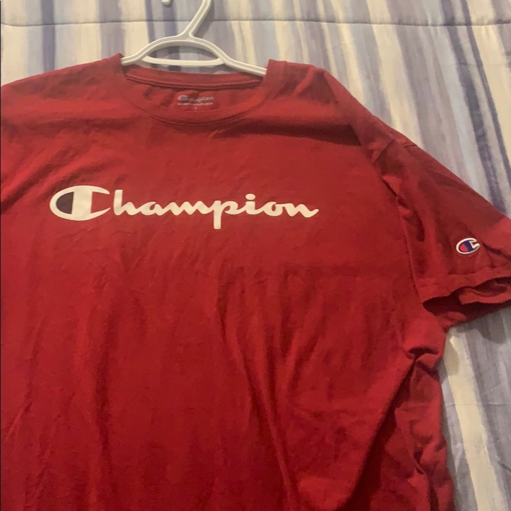 Champion tee